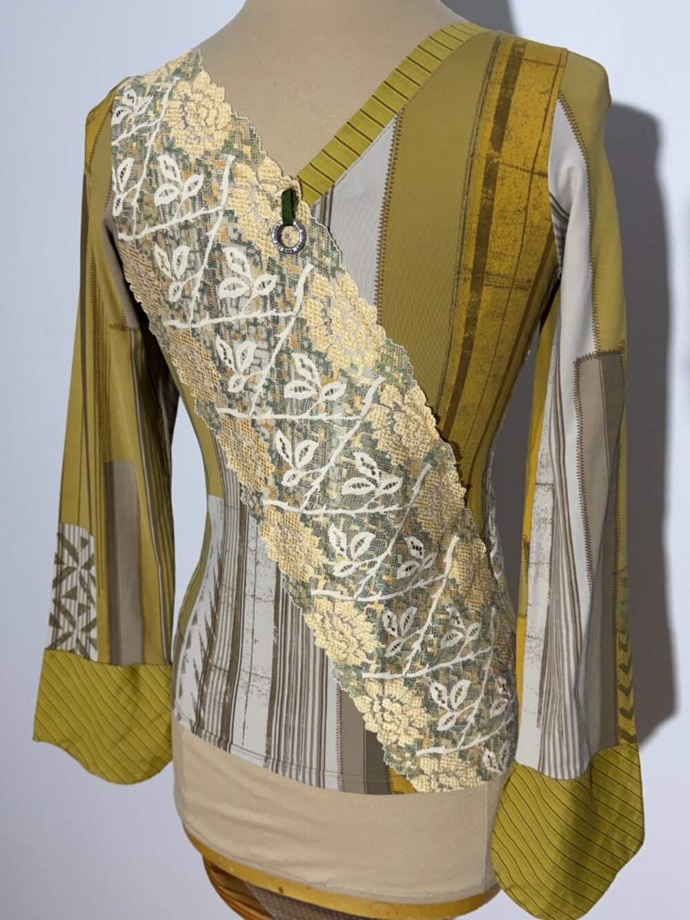 Save The Queen Y2K Patchwork Graphic Print Lace Long Sleeve Top - Picture 4 of 8